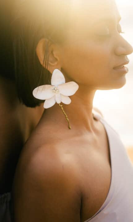 Petal Drama Drops - White