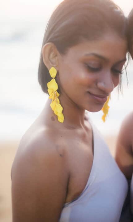 Blush Mirage Drops - Yellow